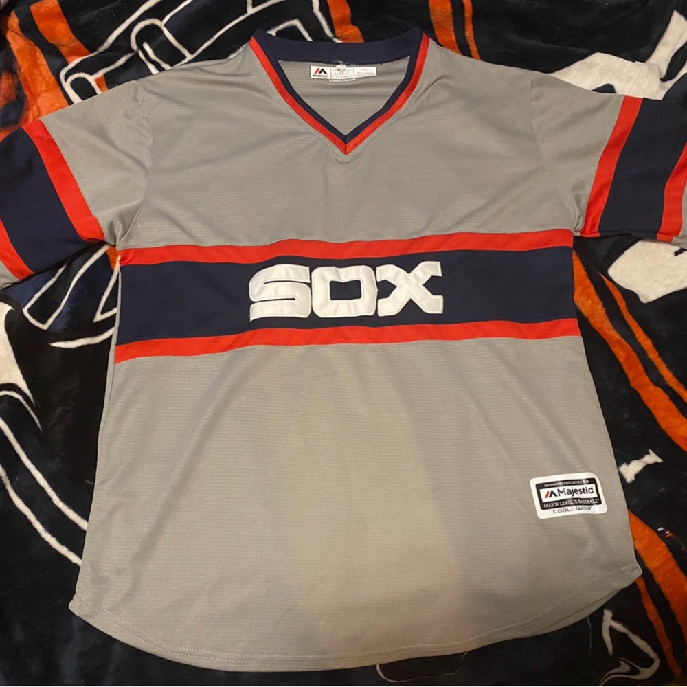 MLB Chicago White Sox Gray Jersey Men S - Never worn, too big for me